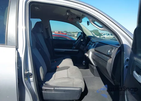 2014 Toyota Tundra Sr5 5.7L V8 z USA, uszkodzony, nr VIN 5TFUW5F18EX330223